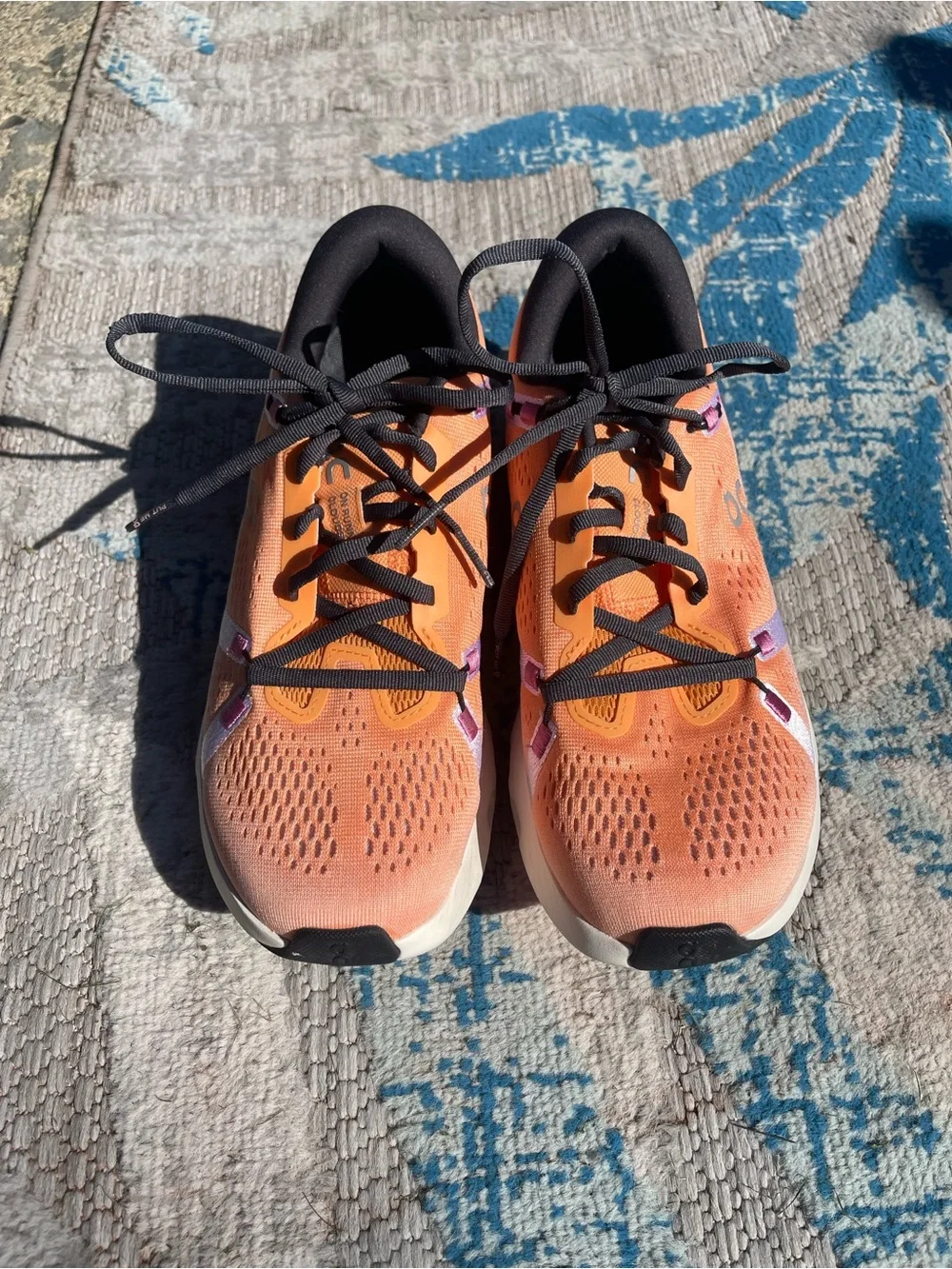 On Running Womens Cloudsurfer 2 Tangerine Ivory Size 9